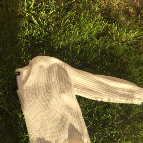 EXPRESS SWEATER🦋🌈💞☂️ - Picture 3 of 4